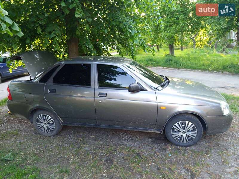 Седан ВАЗ / Lada 2170 Priora 2007 в Нововолинську фото 9 Седан ВАЗ / Lada 2170 Priora 2007 в Нововолинську