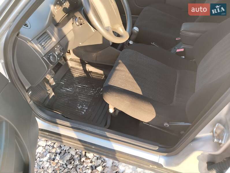 Седан ВАЗ / Lada 2170 Priora 2012 в Рівному