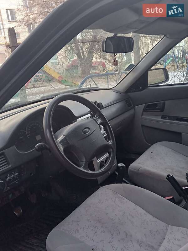 Седан ВАЗ / Lada 2170 Priora 2008 в Николаевском