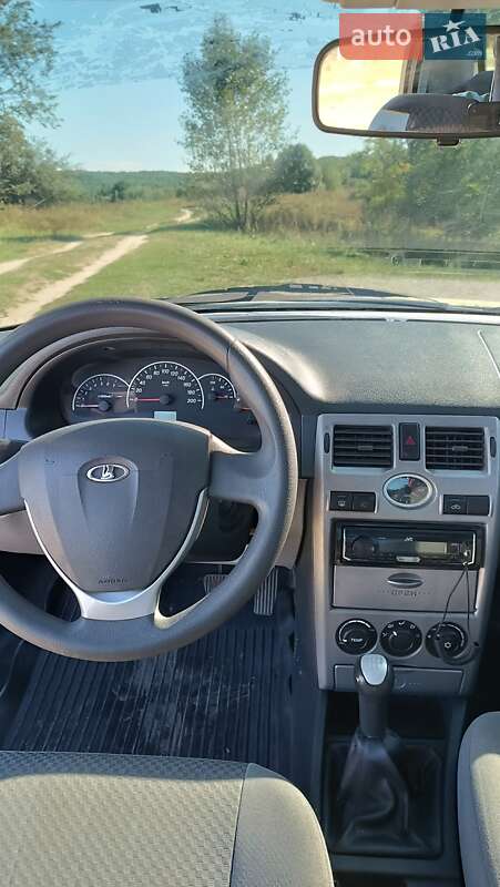 Седан ВАЗ / Lada 2170 Priora 2013 в Шишаки