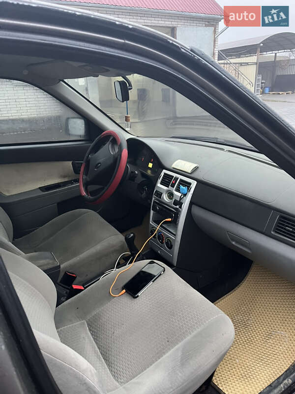 Седан ВАЗ / Lada 2170 Priora 2007 в Казатине фото 9 Седан ВАЗ / Lada 2170 Priora 2007 в Казатине