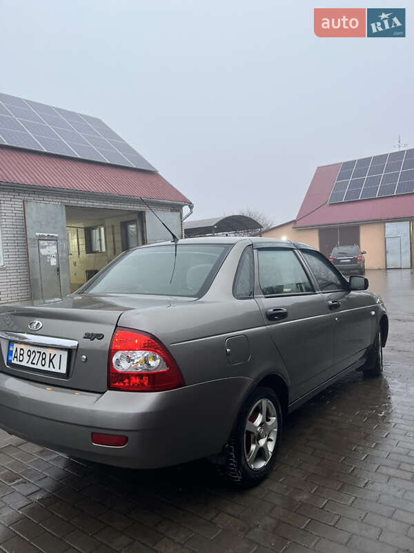 Седан ВАЗ / Lada 2170 Priora 2007 в Казатине фото 7 Седан ВАЗ / Lada 2170 Priora 2007 в Казатине