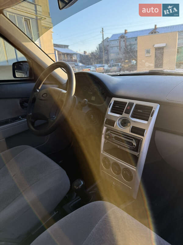 Седан ВАЗ / Lada 2170 Priora 2007 в Чернигове