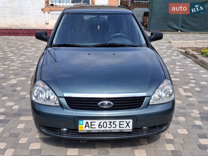 Седан ВАЗ / Lada 2170 Priora 2011 в Кривом Роге