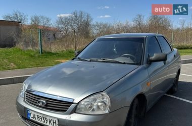 Седан ВАЗ 2170 Priora 2010 в Умані