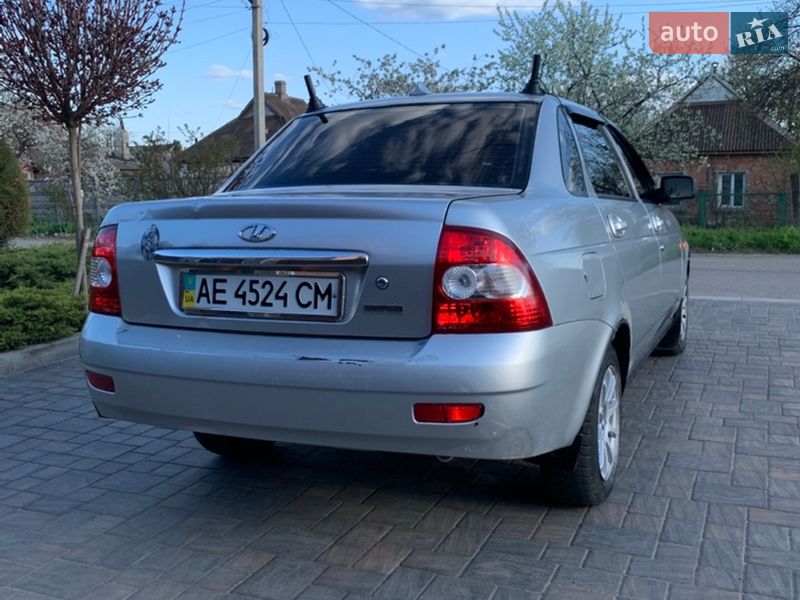 Седан ВАЗ / Lada 2170 Priora 2008 в Кривом Роге