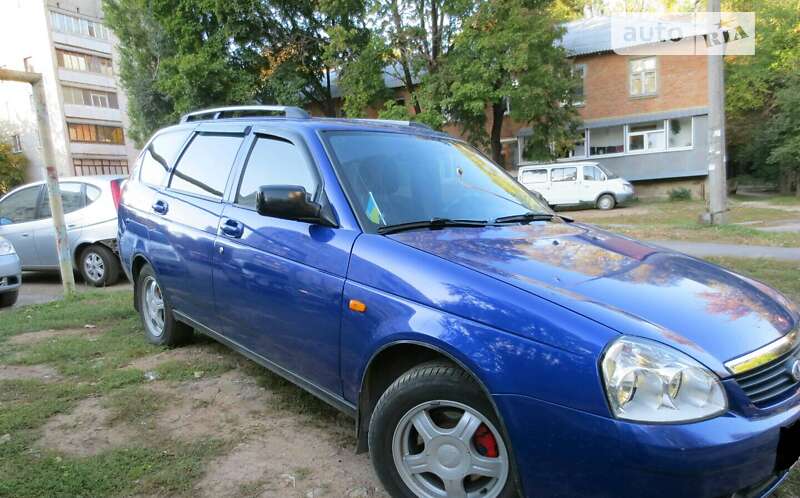 Универсал ВАЗ / Lada 2171 Priora 2011 в Харькове фото 2 Универсал ВАЗ / Lada 2171 Priora 2011 в Харькове