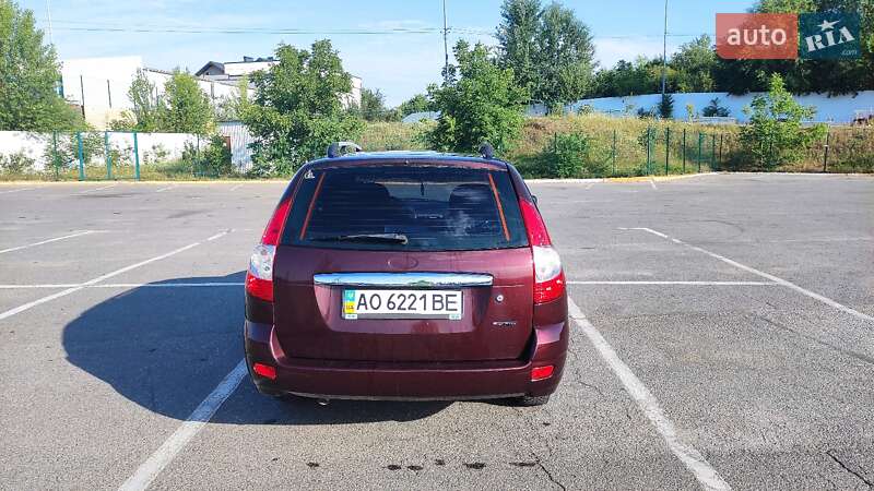 Универсал ВАЗ / Lada 2171 Priora 2010 в Ужгороде