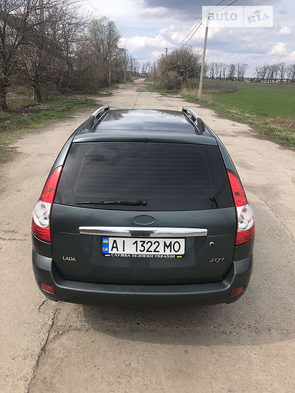 Универсал ВАЗ / Lada 2171 Priora 2010 в Борисполе