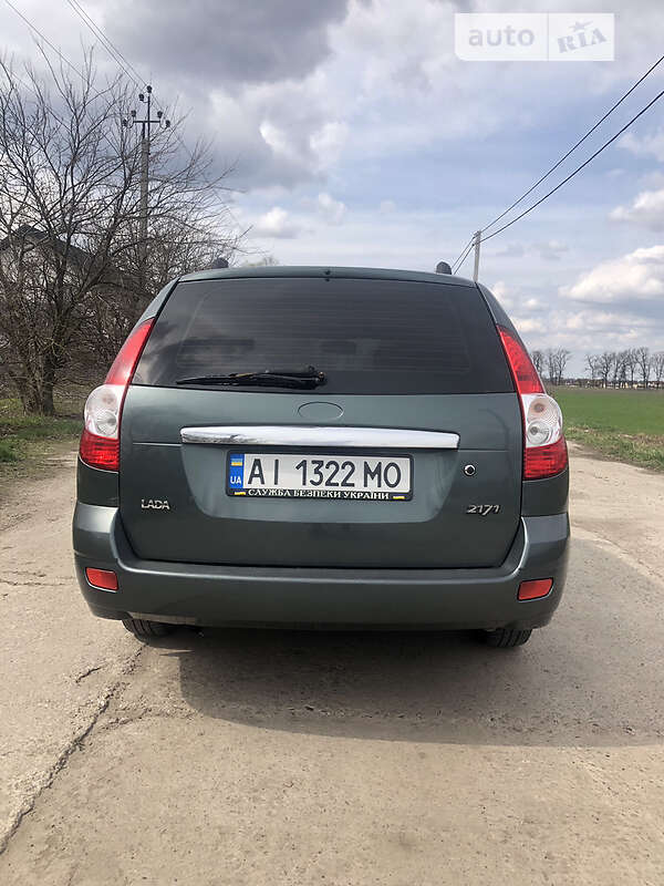 Универсал ВАЗ / Lada 2171 Priora 2010 в Борисполе