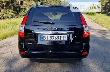 Универсал ВАЗ 2171 Priora 2012 в 