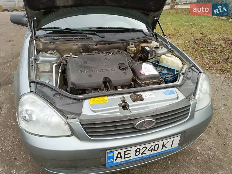 ВАЗ / Lada 2171 Priora 2011