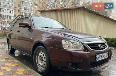 Универсал ВАЗ 2171 Priora 2011 в 