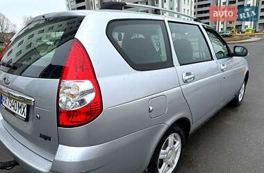 Универсал ВАЗ 2171 Priora 2009 в 