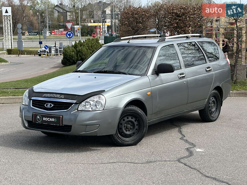 Универсал ВАЗ / Lada 2171 Priora 2012 в Киеве фото 4 Универсал ВАЗ / Lada 2171 Priora 2012 в Киеве