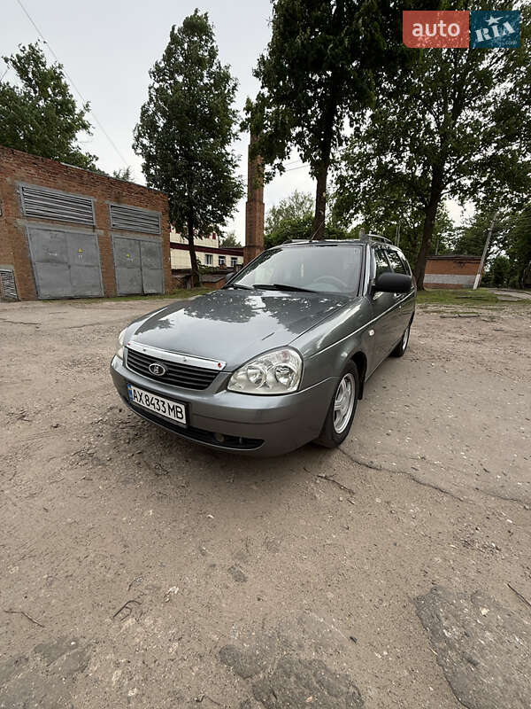 Універсал ВАЗ 2171 Priora 2011 в 