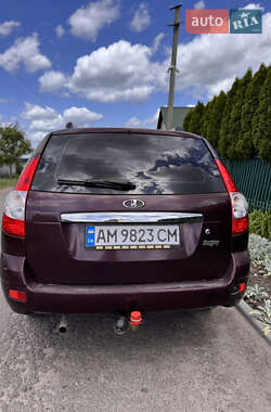 Универсал ВАЗ 2171 Priora 2011 в 