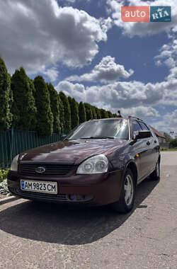 Универсал ВАЗ 2171 Priora 2011 в 