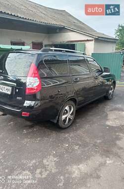 Универсал ВАЗ 2171 Priora 2011 в 