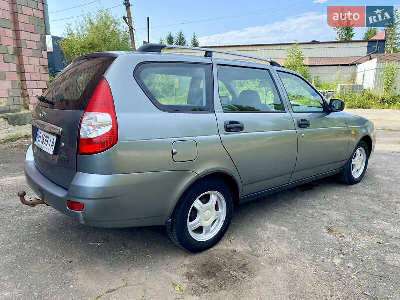 Универсал ВАЗ / Lada 2171 Priora 2011 в Хмельнике