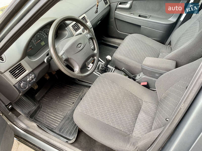 Универсал ВАЗ / Lada 2171 Priora 2011 в Хмельнике