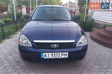 Универсал ВАЗ 2171 Priora 2011 в 