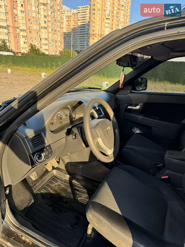 Універсал ВАЗ / Lada 2171 Priora 2013 в Києві