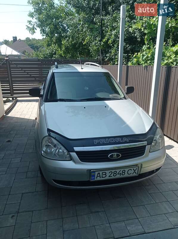 Универсал ВАЗ 2171 Priora 2011 в 