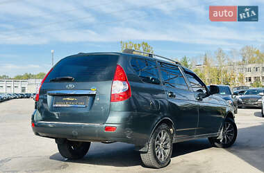 Универсал ВАЗ 2171 Priora 2011 в 