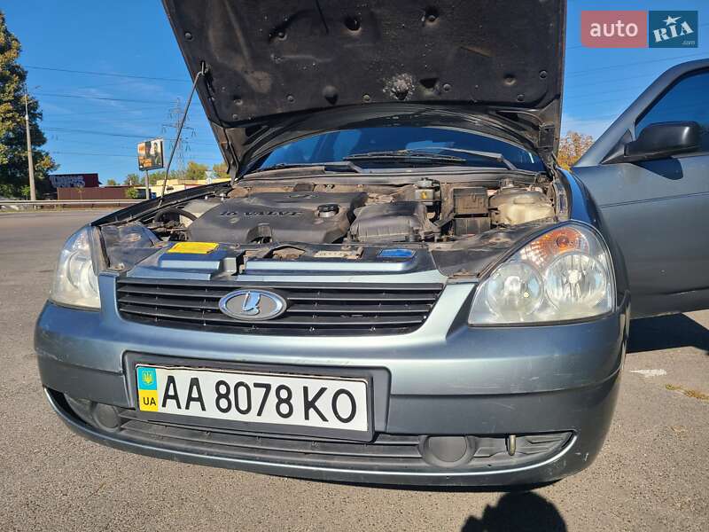 Универсал ВАЗ / Lada 2171 Priora 2011 в Киеве фото 15 Универсал ВАЗ / Lada 2171 Priora 2011 в Киеве