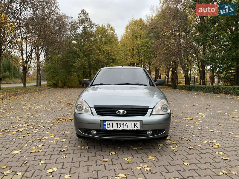 ВАЗ / Lada 2171 Priora 2011