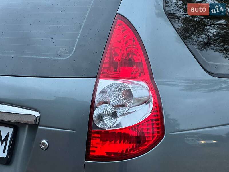 Универсал ВАЗ / Lada 2171 Priora 2010 в Ахтырке фото 15 Универсал ВАЗ / Lada 2171 Priora 2010 в Ахтырке