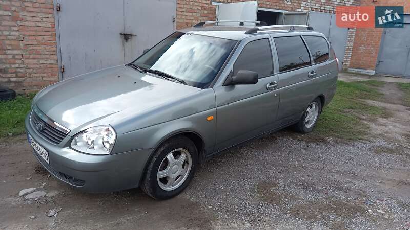 ВАЗ / Lada 2171 Priora 2010 ВАЗ / Lada 2171 Priora 2010