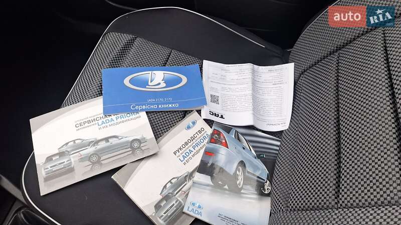 Універсал ВАЗ / Lada 2171 Priora 2011 в Полтаві
