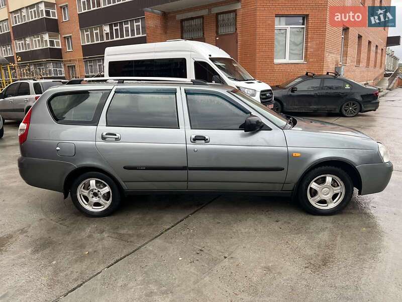 Универсал ВАЗ / Lada 2171 Priora 2011 в Сумах