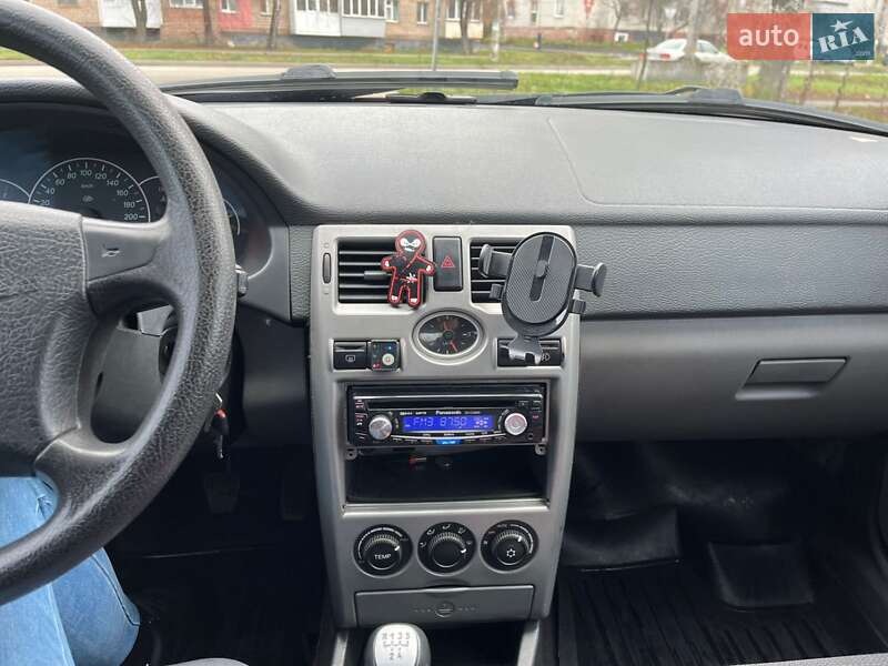 Универсал ВАЗ / Lada 2171 Priora 2011 в Нежине