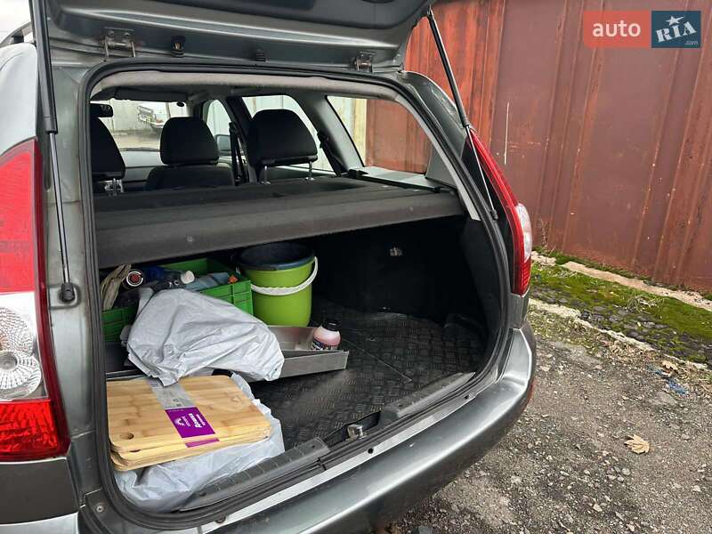 Универсал ВАЗ / Lada 2171 Priora 2011 в Киеве