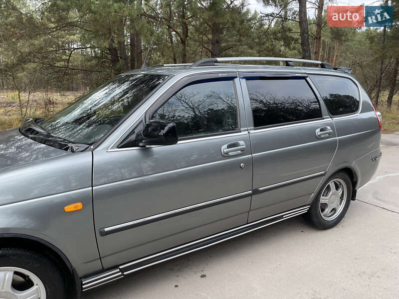 Універсал ВАЗ / Lada 2171 Priora 2011 в Славуті