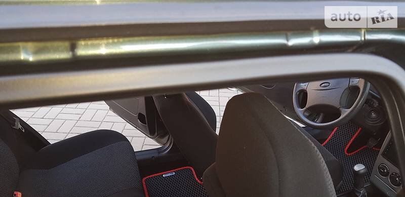 Хетчбек ВАЗ / Lada 2172 Priora 2011 в Запоріжжі