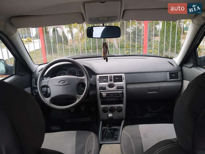 Хэтчбек ВАЗ / Lada 2172 Priora 2008 в Одессе