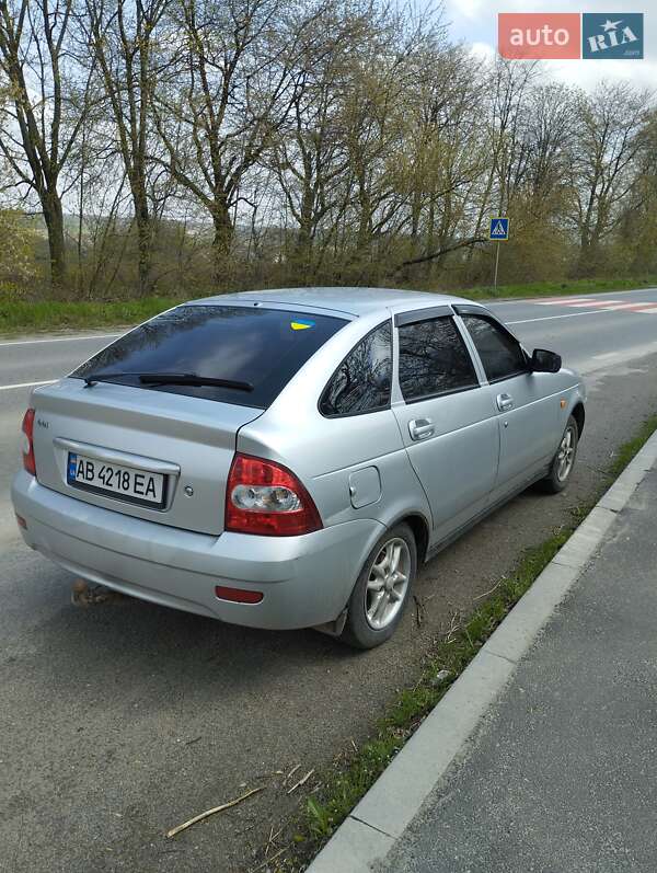 Хетчбек ВАЗ / Lada 2172 Priora 2008 в Вінниці фото 10 Хетчбек ВАЗ / Lada 2172 Priora 2008 в Вінниці