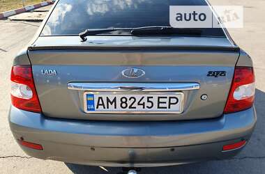 Хэтчбек ВАЗ 2172 Priora 2008 в 