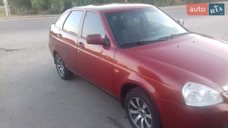 Хетчбек ВАЗ / Lada 2172 Priora 2008 в Павлограді