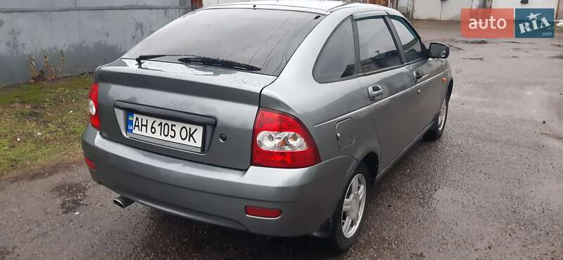 Хэтчбек ВАЗ / Lada 2172 Priora 2008 в Кременчуге