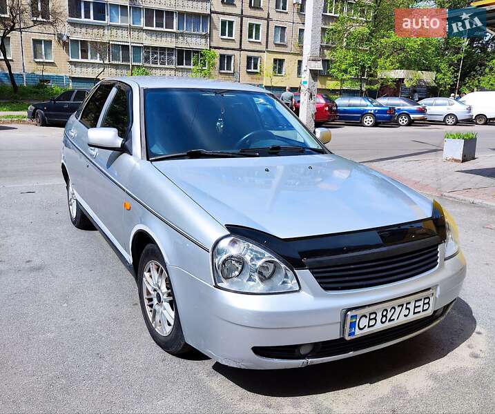 Хэтчбек ВАЗ 2172 Priora 2009 в 