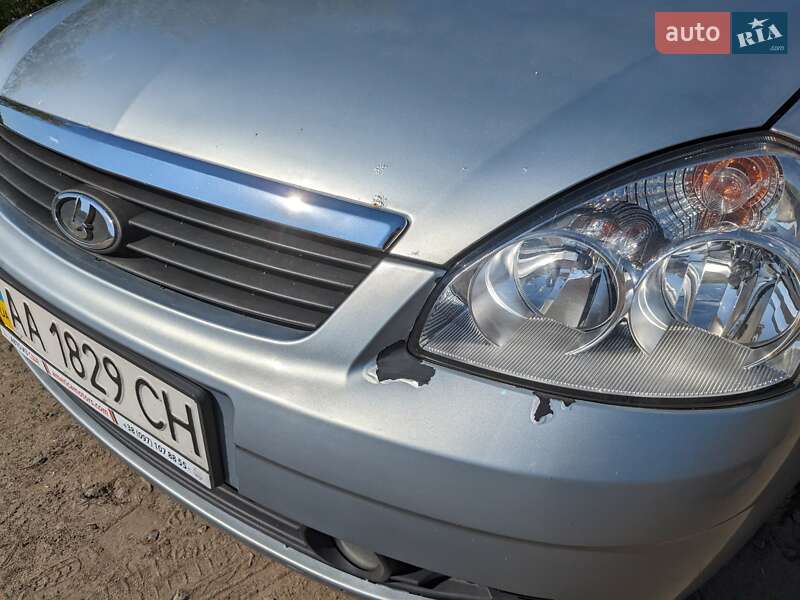 Хэтчбек ВАЗ / Lada 2172 Priora 2009 в Киеве