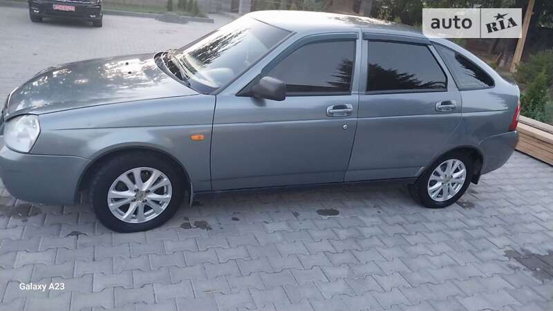 Хетчбек ВАЗ / Lada 2172 Priora 2008 в Мукачевому