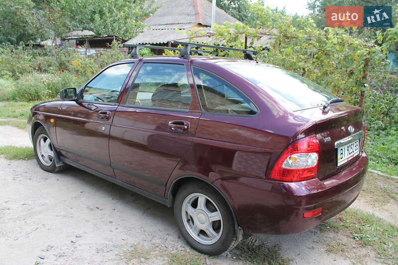 Хэтчбек ВАЗ / Lada 2172 Priora 2009 в Полтаве