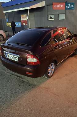 Хэтчбек ВАЗ 2172 Priora 2010 в 
