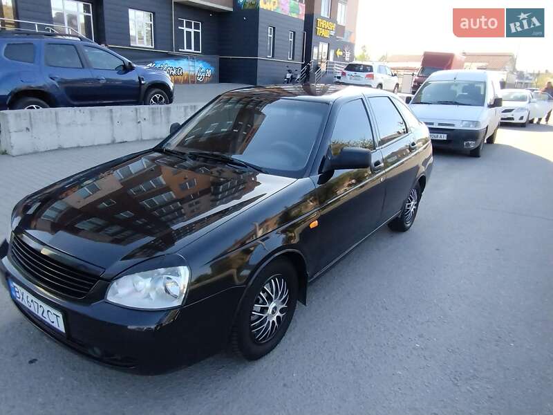 Хэтчбек ВАЗ 2172 Priora 2010 в 
